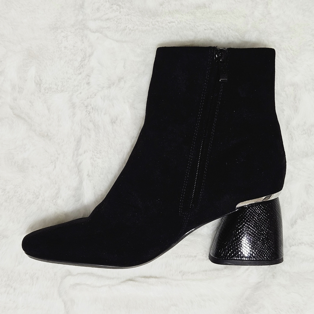 DKNY Ankle Boots Booties 9.5 Black Suede Silver Accent Caleena Heeled Boots NIB - Picture 3 of 6